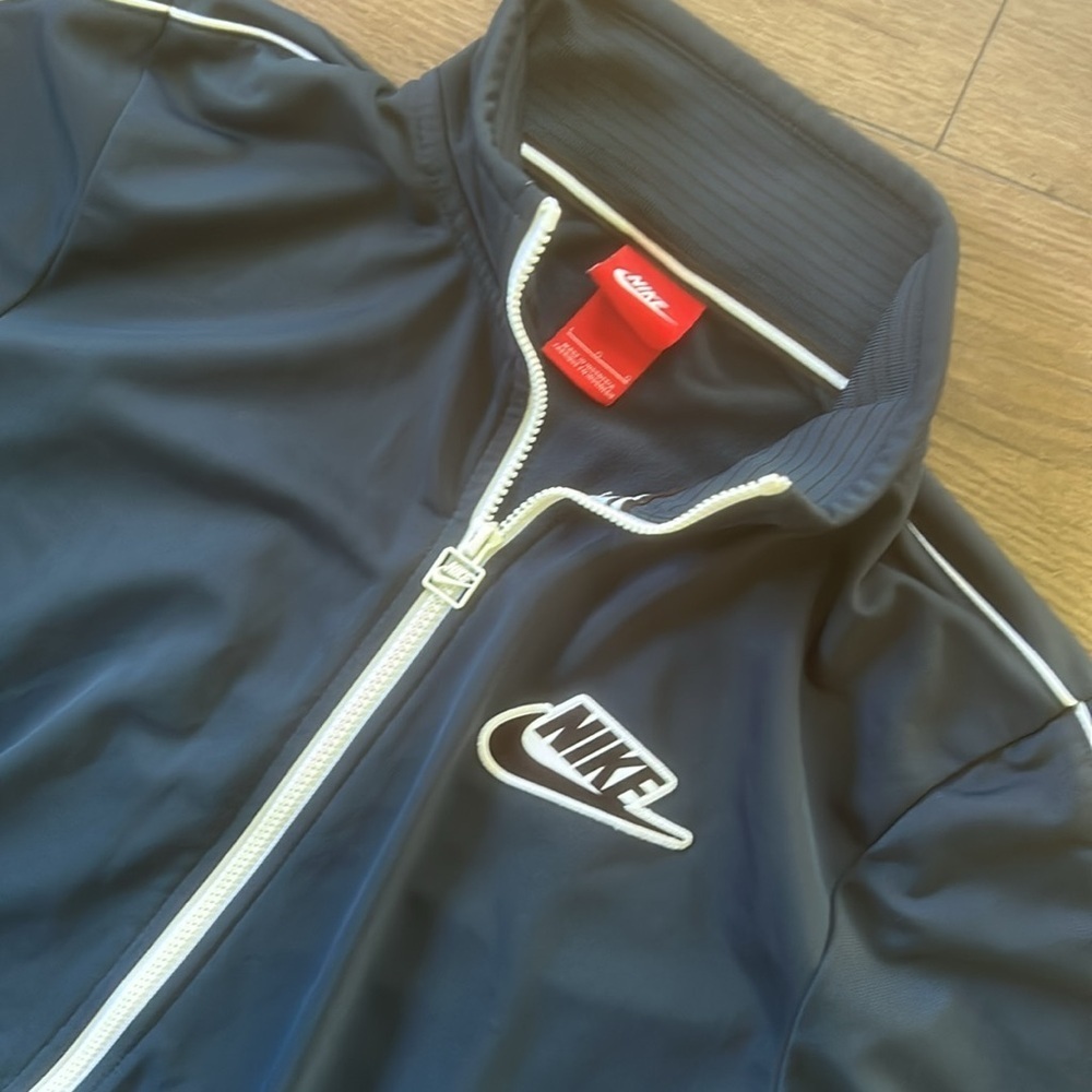 Nike Track Jacket !! Large - Picture 2 of 6